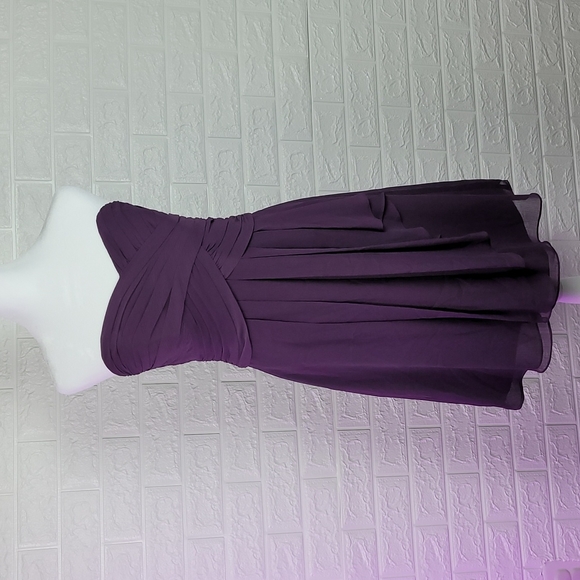 David's Bridal Strapless Dress - plum/purple - Picture 3 of 11
